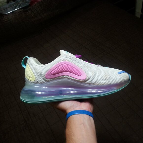 Nike Air Max 720 Women's 10  Athletic Running  Jogging Walking Low Pink Purple - Picture 6 of 16